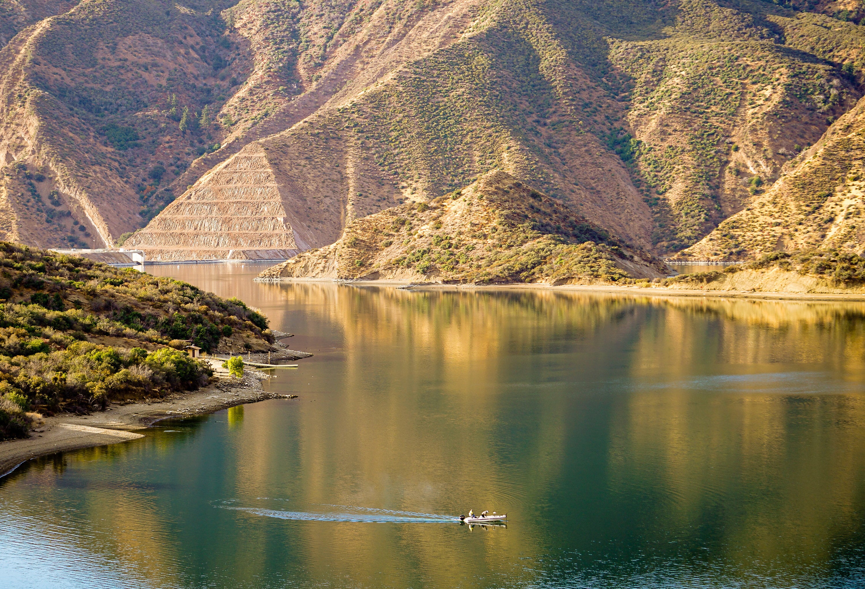 Pyramid Lake, California